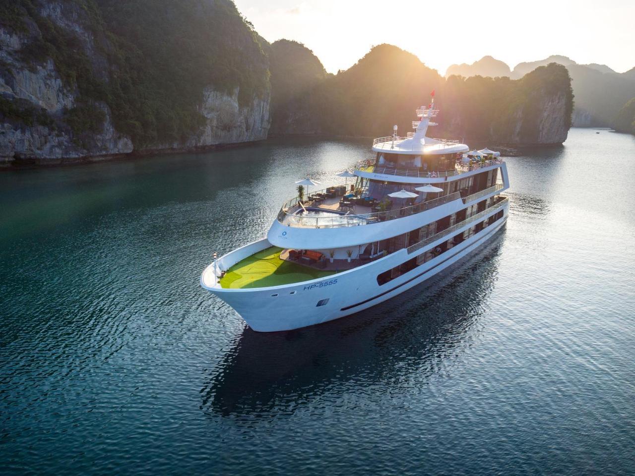 Stellar Of The Seas Cruise Ξενοδοχείο Χα Λονγκ Εξωτερικό φωτογραφία
